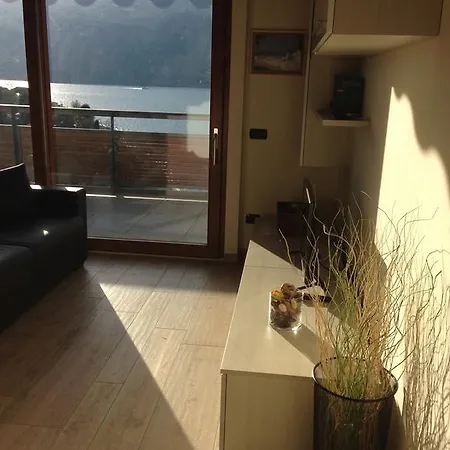 Terrazzo Sul Lago Διαμέρισμα